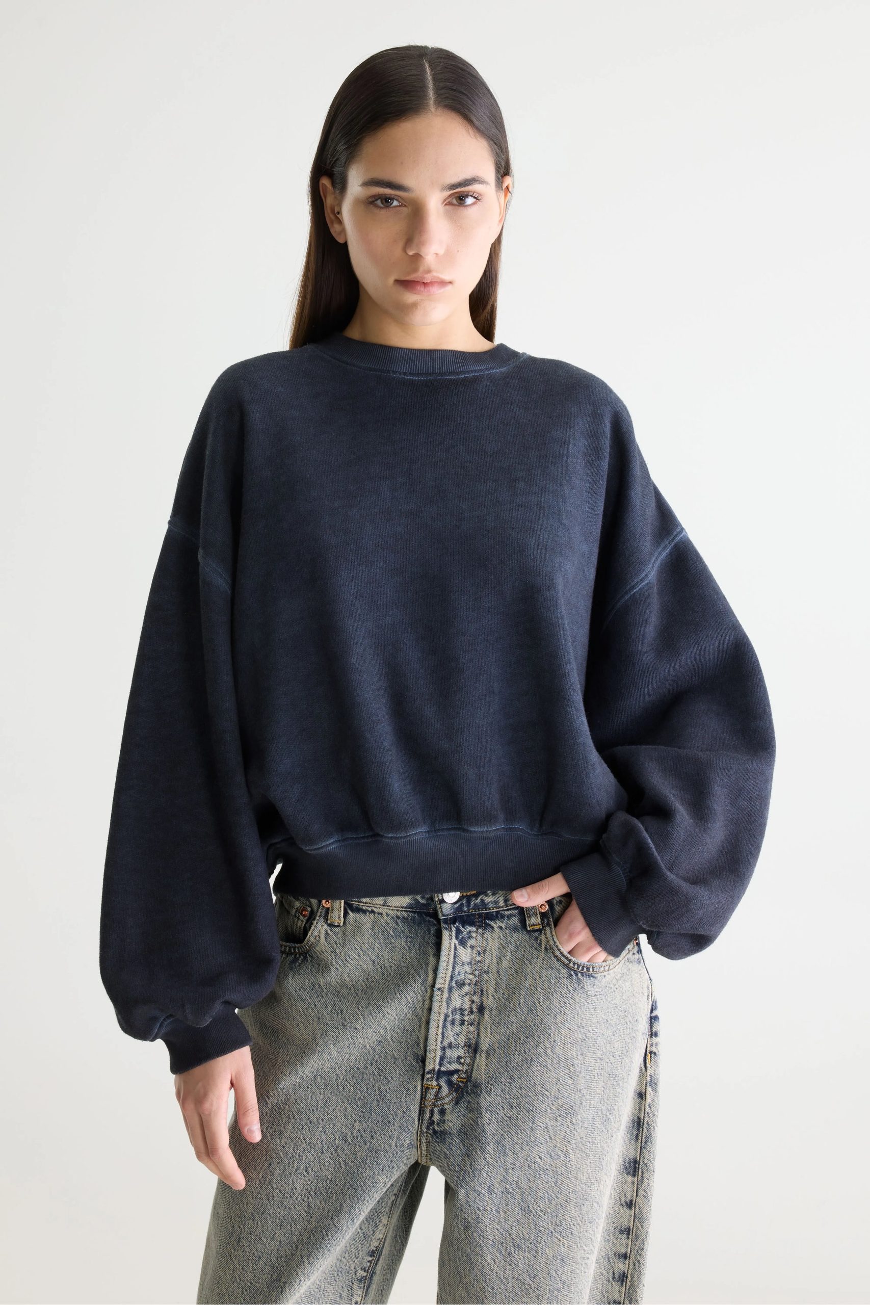 Fancy cropped sweatshirt