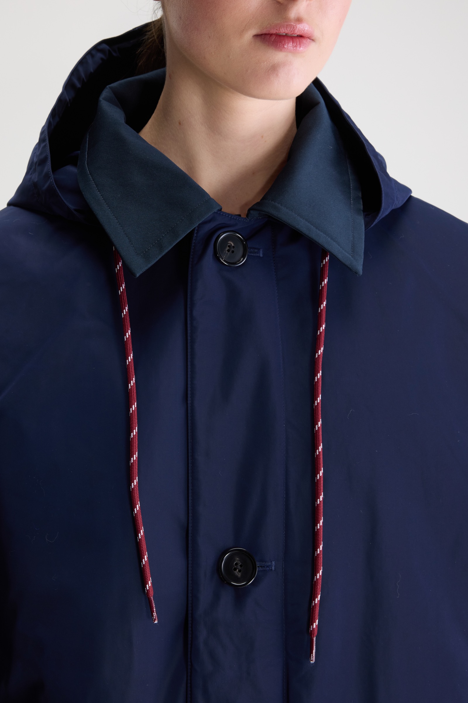 Hearty trench coat - Image 3