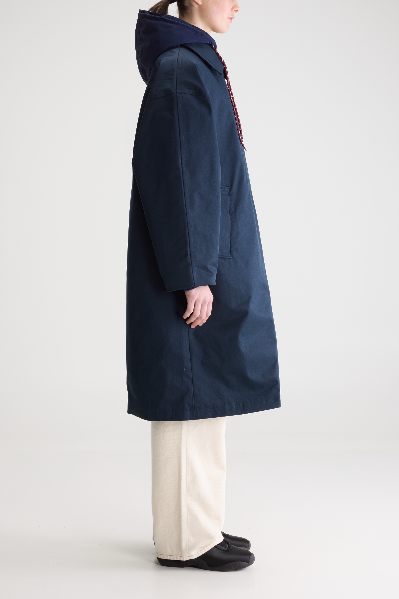 Hearty trench coat - Image 6