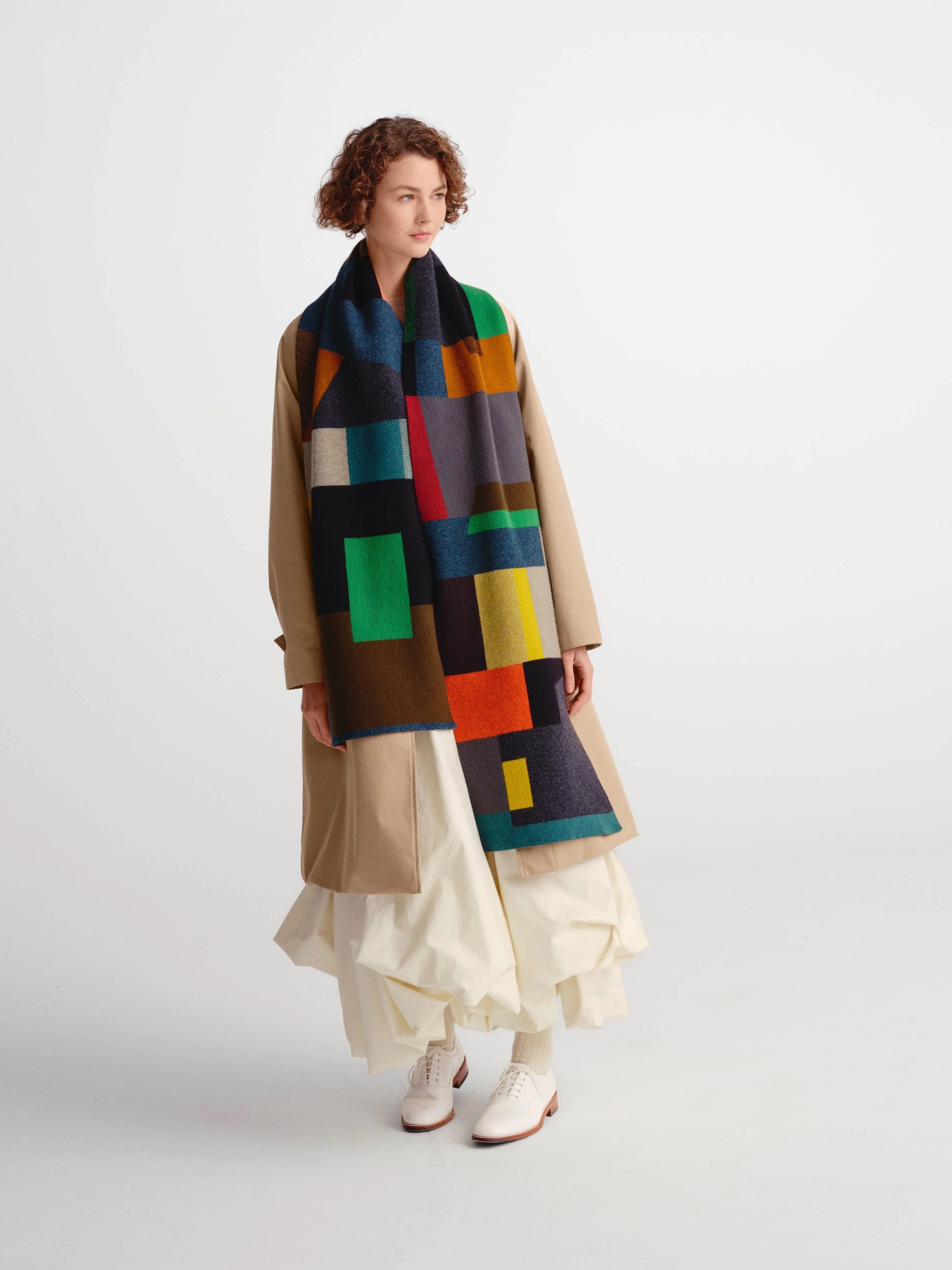 Large field scarf