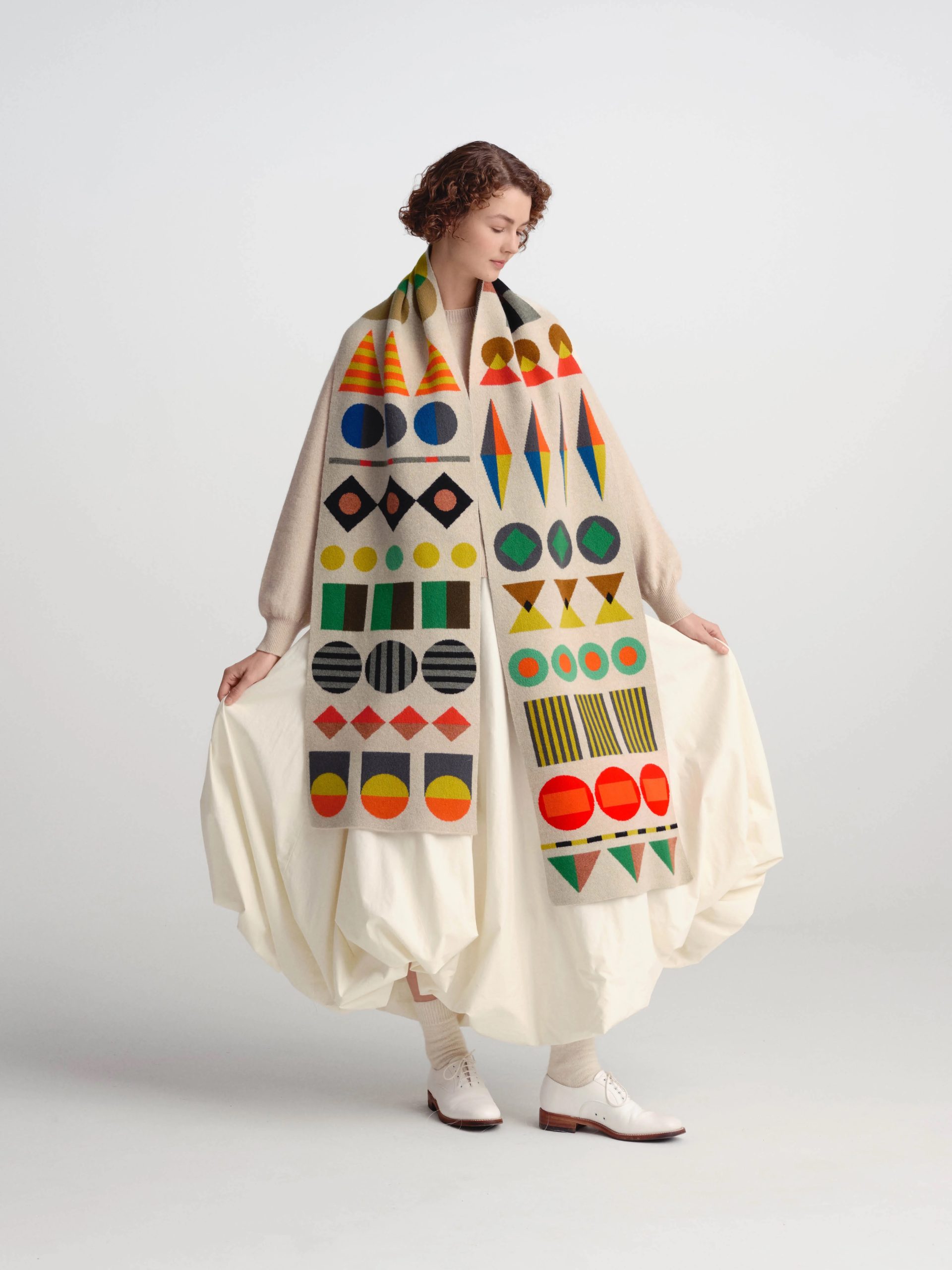 Large geometric scarf